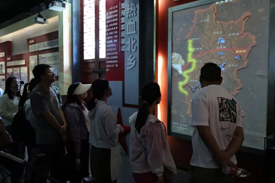 emc�ױ���(�й���½)�ٷ���վ